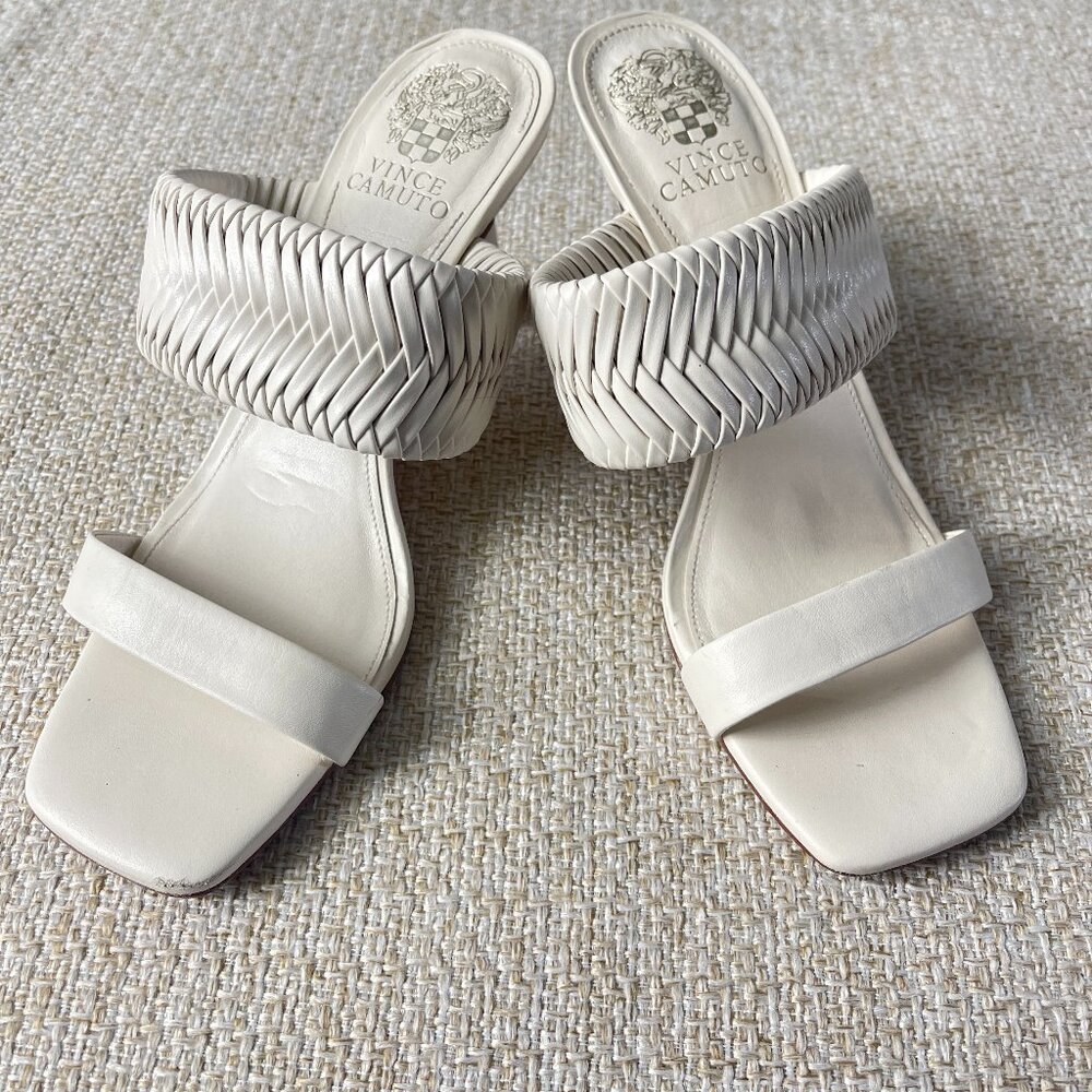 VINCE CAMUTO heels Milk color leather sandals Medium height heel 3" shoes size 8